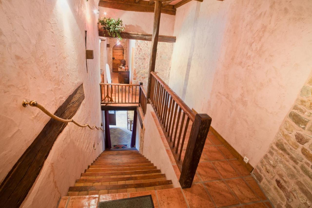 Ferme Auberge de Malo Etrigny Extérieur photo