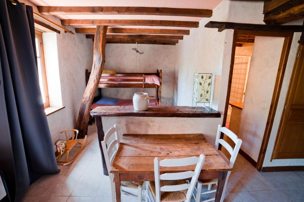Ferme Auberge de Malo Etrigny Extérieur photo